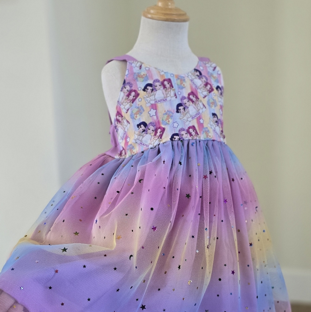 K-pop demon hunters dress
